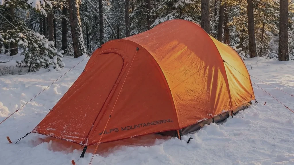 alps-mountaineering-tasmanian-2-pitched-in-snow