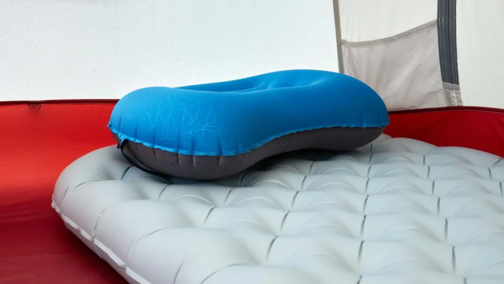 how-to-stay-warm-camping-in-a-tent-with-air-mattress